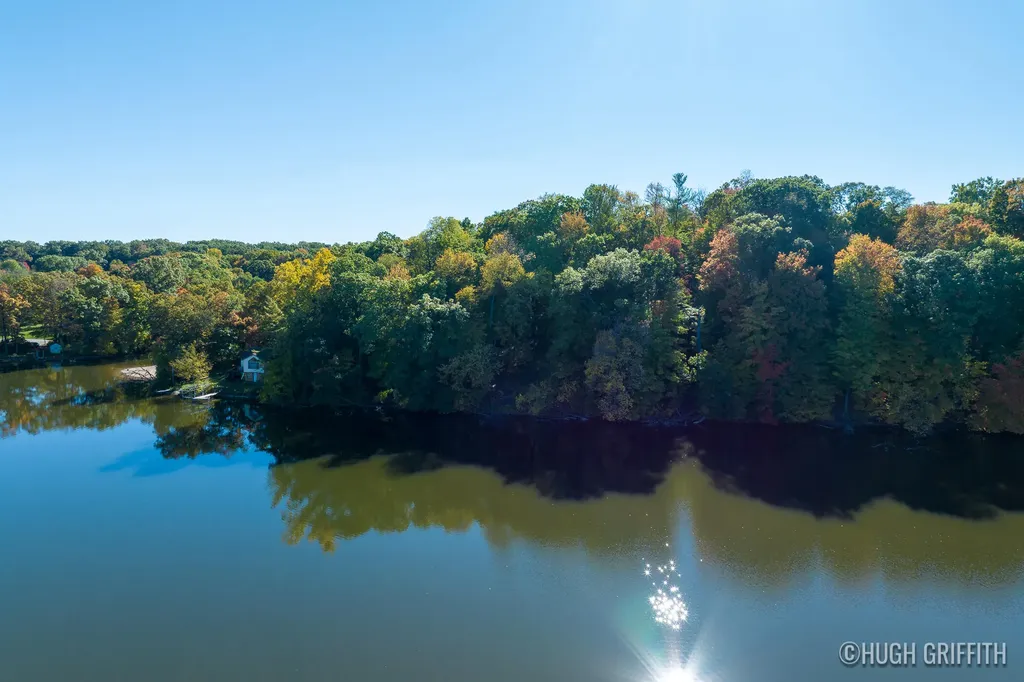 6811 Burger Drive SE Cascade Charter Township MI 49546