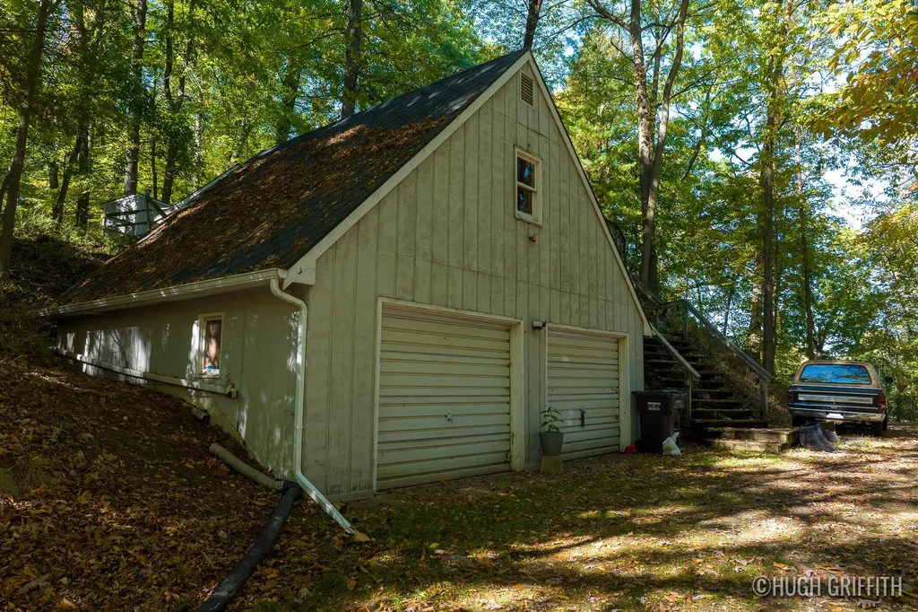 6811 Burger Drive SE Cascade Charter Township MI 49546