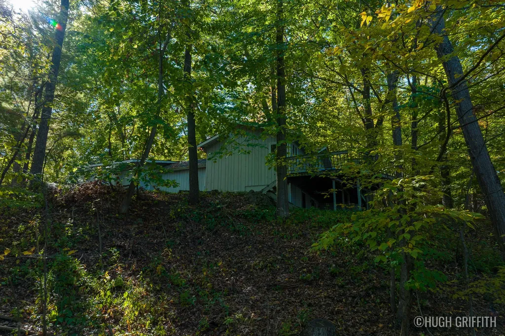 6811 Burger Drive SE Cascade Charter Township MI 49546