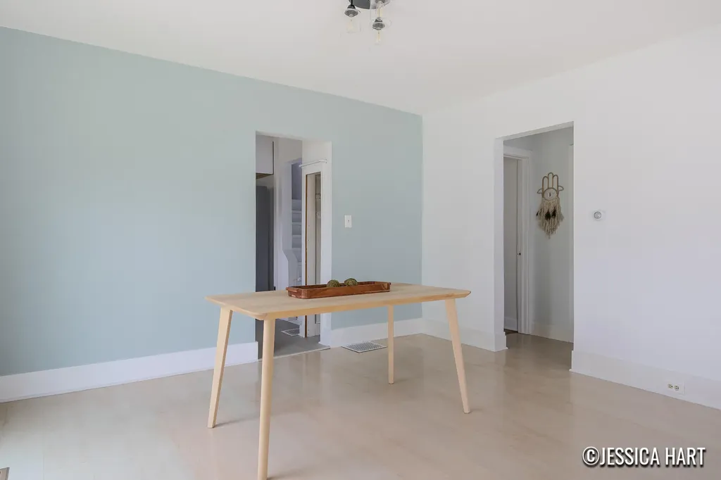 851 Hollywood Street NE Grand Rapids City MI 49505
