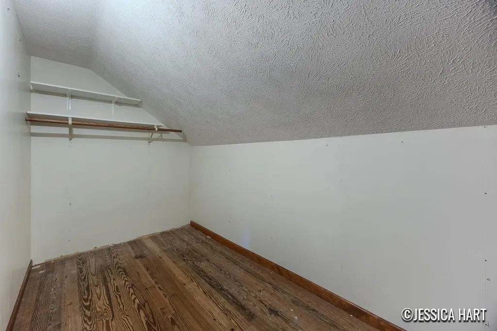 851 Hollywood Street NE Grand Rapids City MI 49505