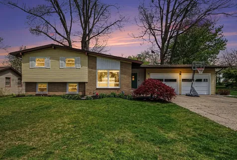 4642 Bonnie Avenue SE Kentwood City MI 49508
