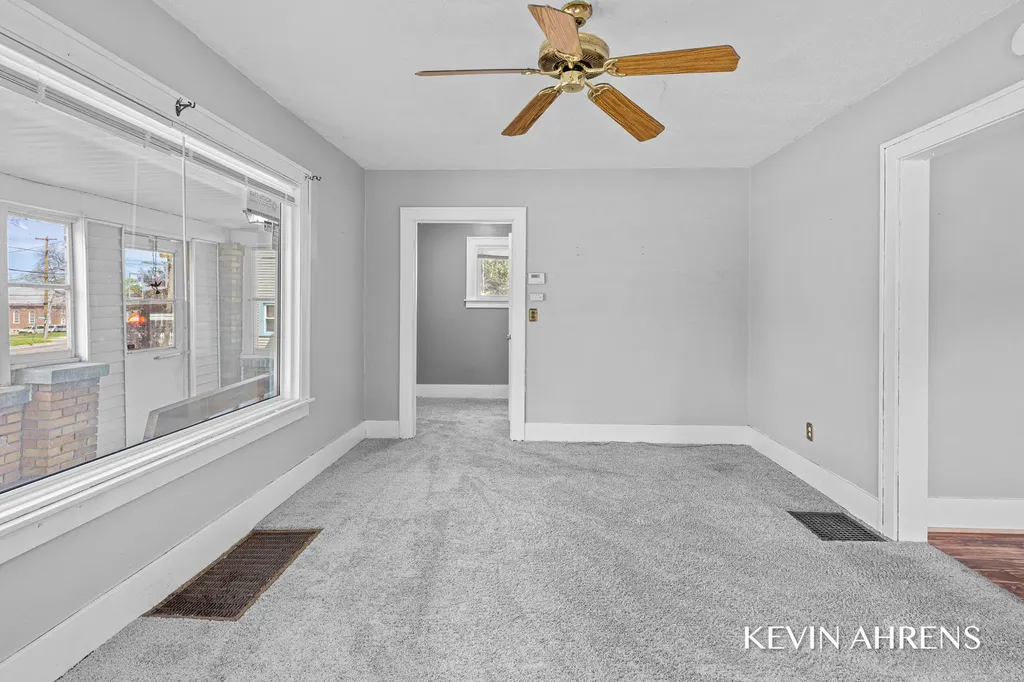 1862 Kalamazoo Avenue SE Grand Rapids City MI 49507