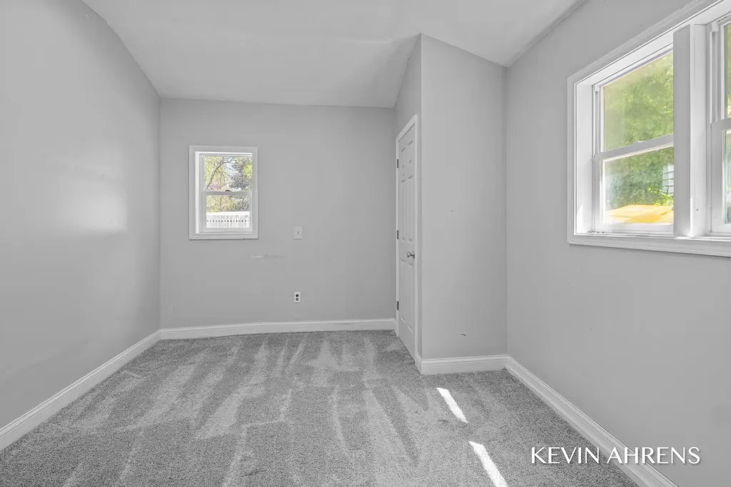 1862 Kalamazoo Avenue SE Grand Rapids City MI 49507