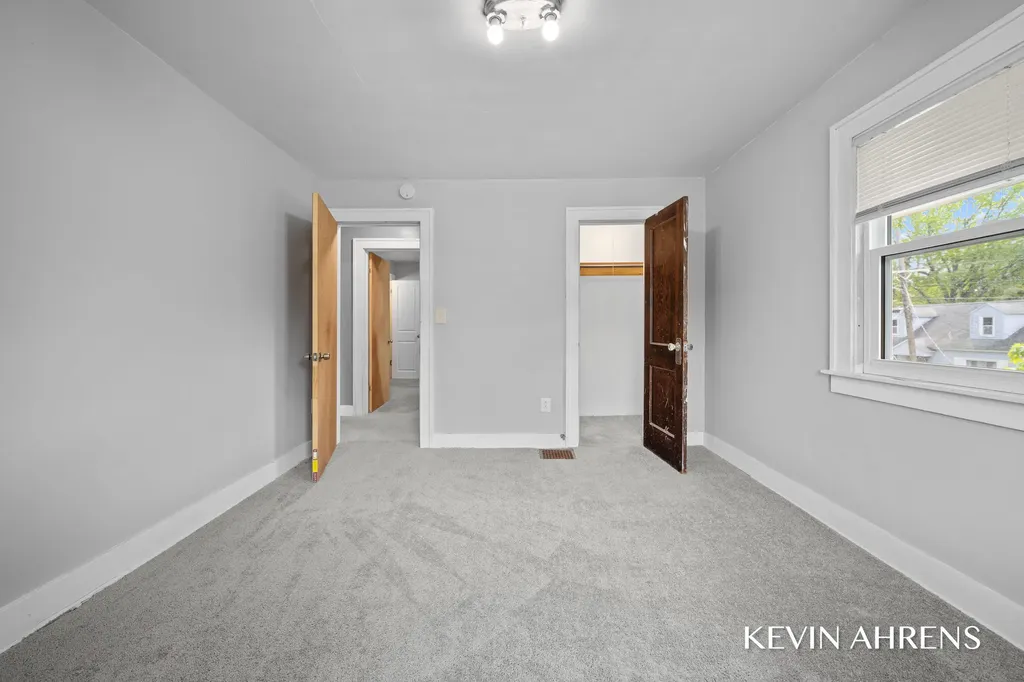 1862 Kalamazoo Avenue SE Grand Rapids City MI 49507