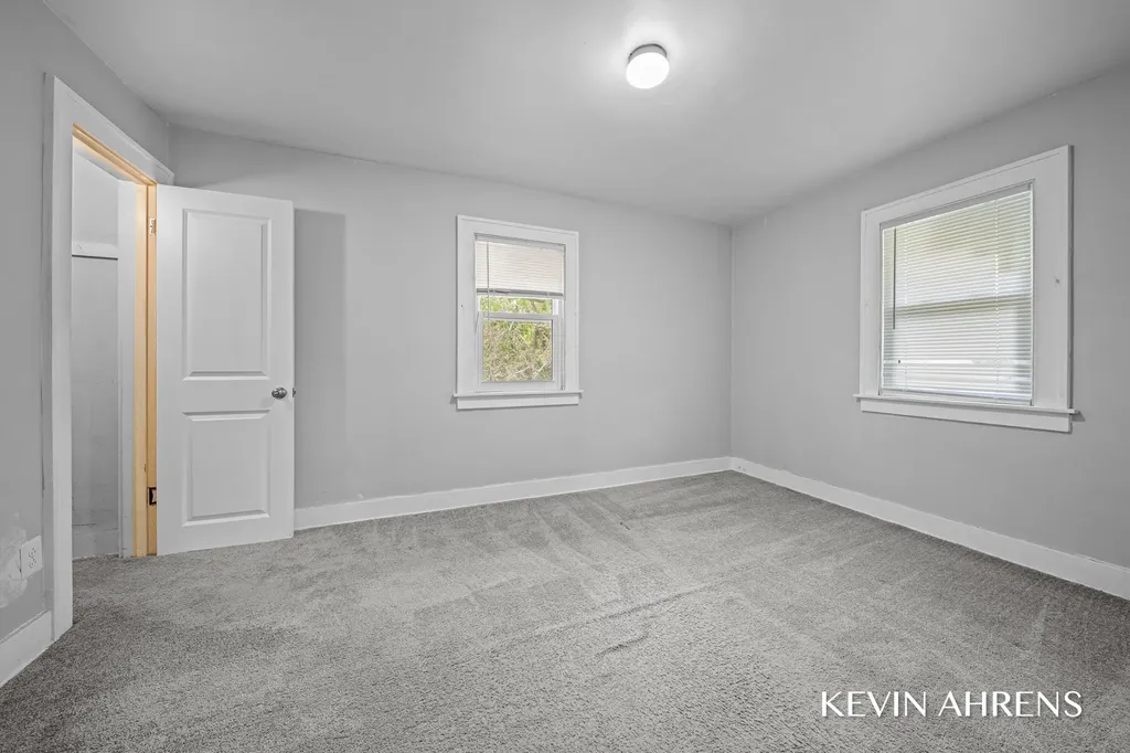 1862 Kalamazoo Avenue SE Grand Rapids City MI 49507