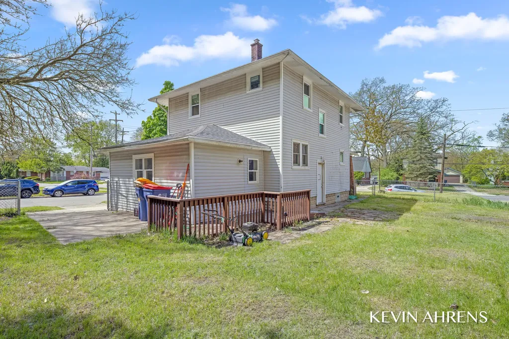 1862 Kalamazoo Avenue SE Grand Rapids City MI 49507