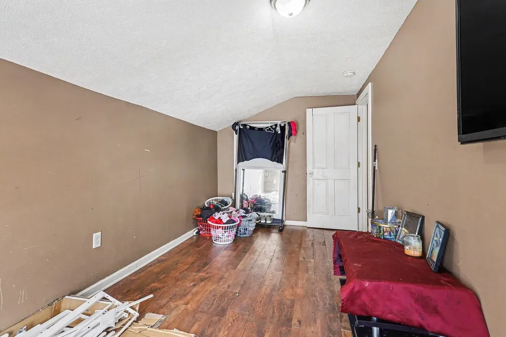 904 College Avenue NE Grand Rapids City MI 49503