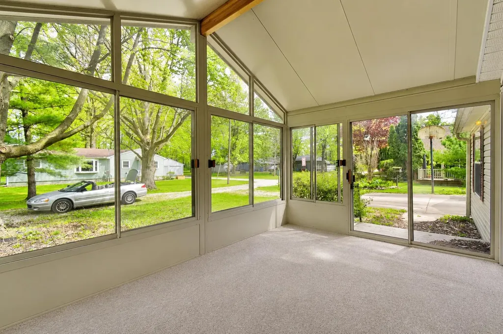 2900 Pointer Drive James Township MI 48609