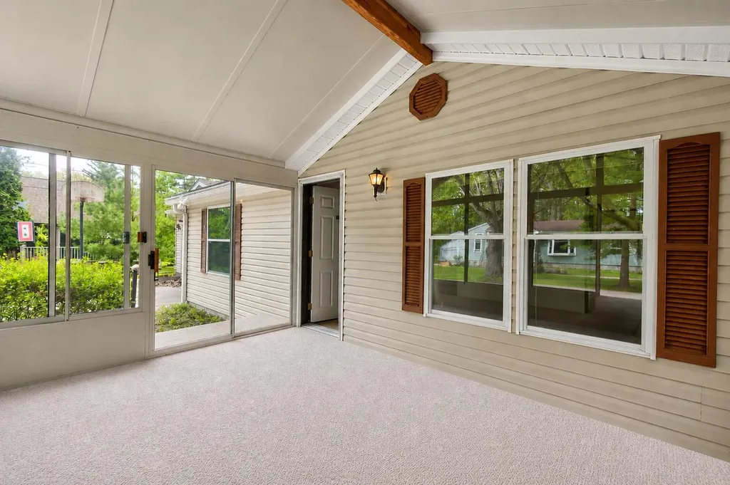 2900 Pointer Drive James Township MI 48609