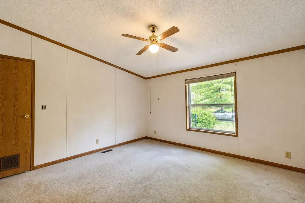 2900 Pointer Drive James Township MI 48609