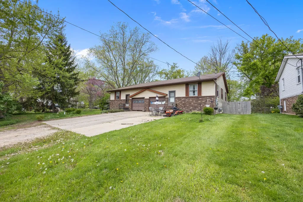 59 Wayne Street SE Gaines Charter Township MI 49548