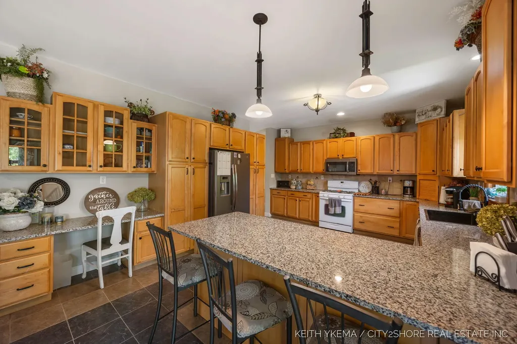 7453 Southwood SW Byron Township MI 49315