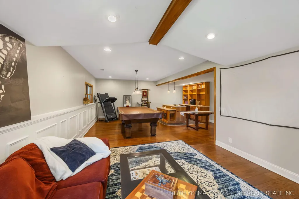 7453 Southwood SW Byron Township MI 49315