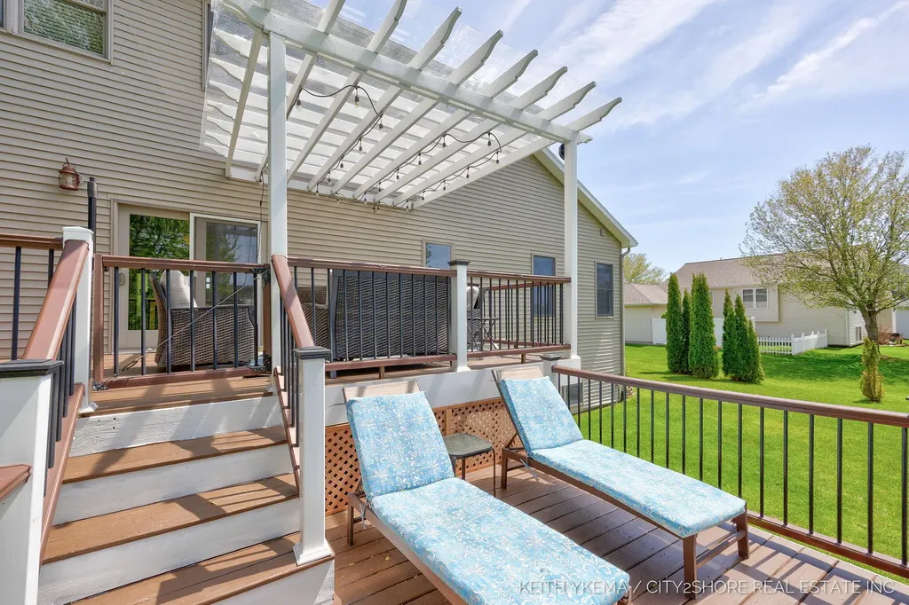 7453 Southwood SW Byron Township MI 49315