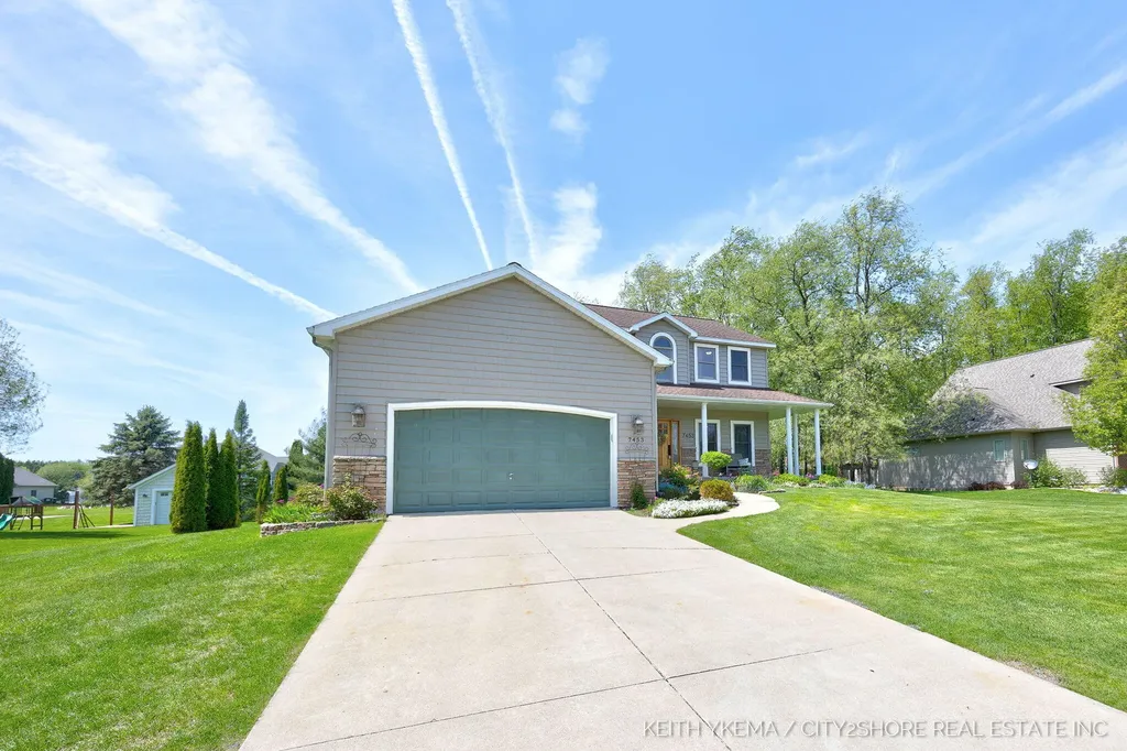 7453 Southwood SW Byron Township MI 49315