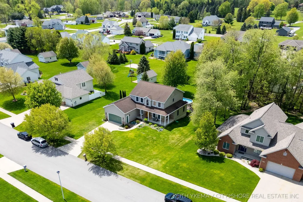 7453 Southwood SW Byron Township MI 49315