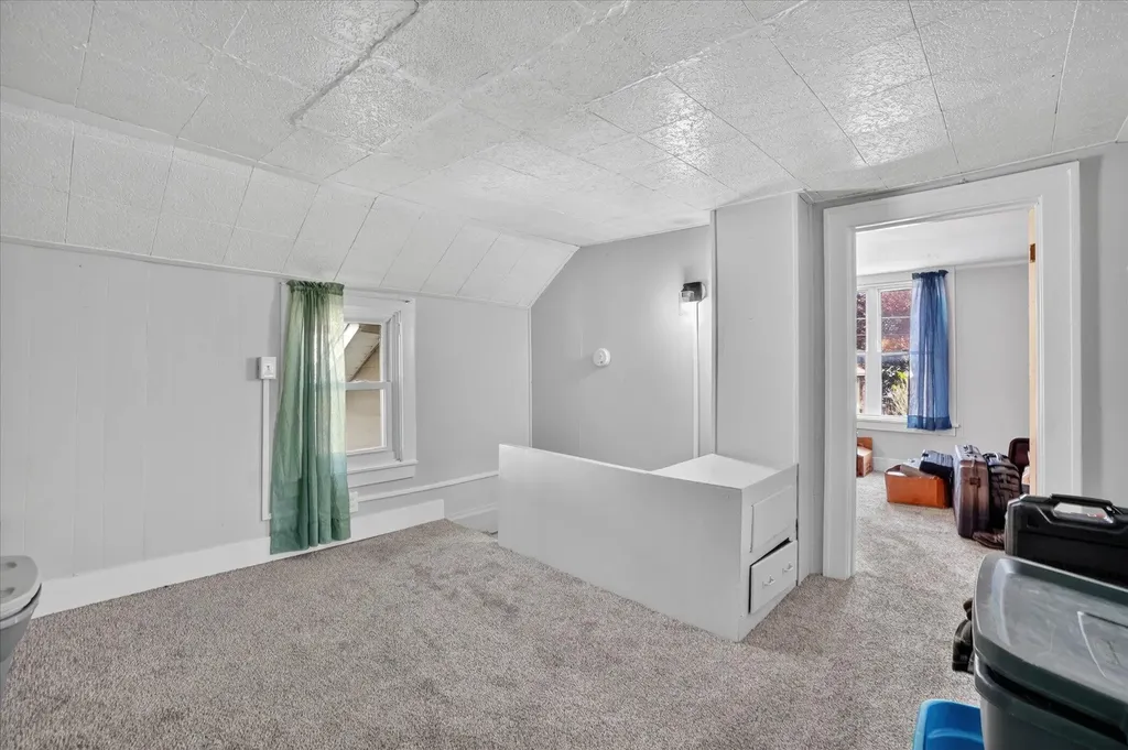 226 Ann Street NE Grand Rapids City MI 49505