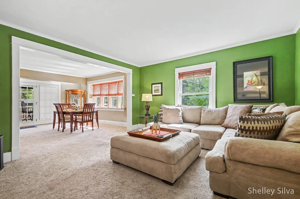 2217 Boston Street SE East Grand Rapids City MI 49506