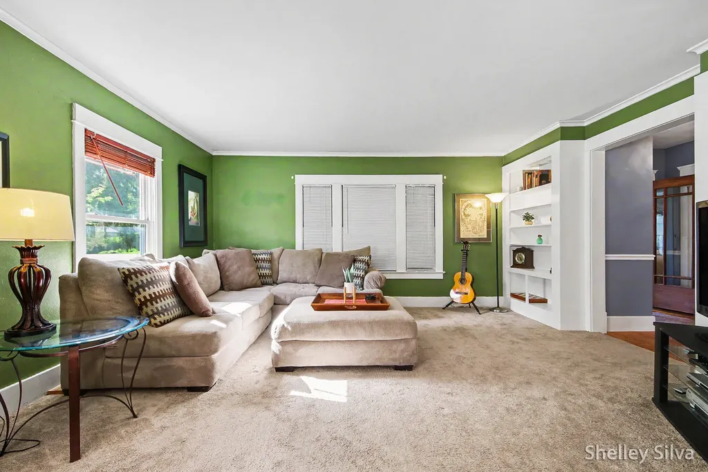 2217 Boston Street SE East Grand Rapids City MI 49506
