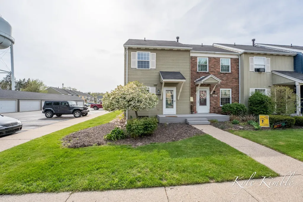 4569 Moffett Road NW Alpine Township MI 49321
