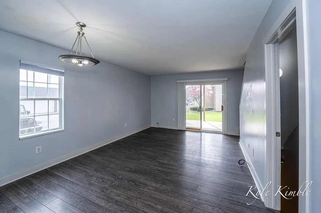 4569 Moffett Road NW Alpine Township MI 49321