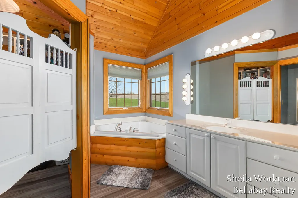 7320 100th Street SE Caledonia Township MI 49316