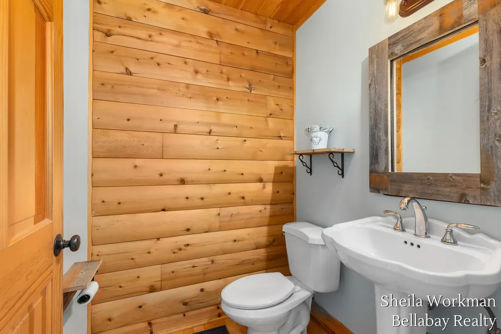 7320 100th Street SE Caledonia Township MI 49316