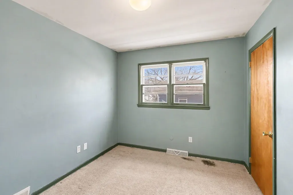 311 Dutton Street Eaton Rapids City MI 48827