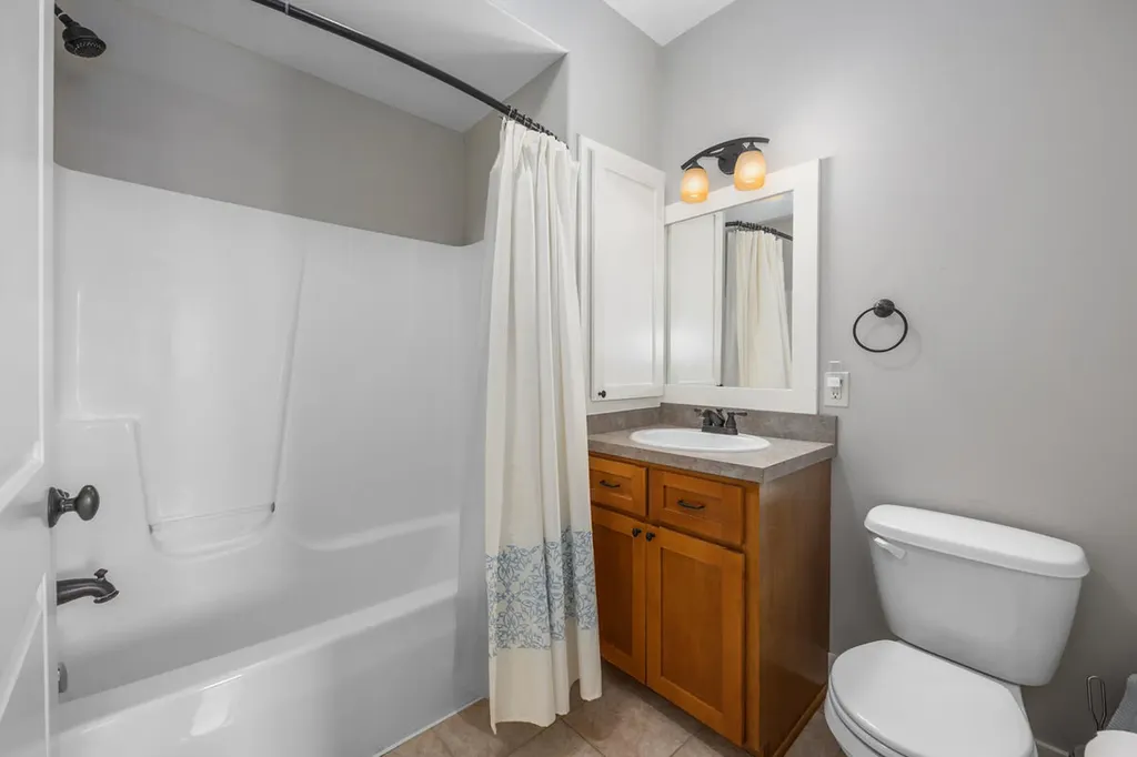 7491 Augusta Lane Georgetown Charter Township MI 49426