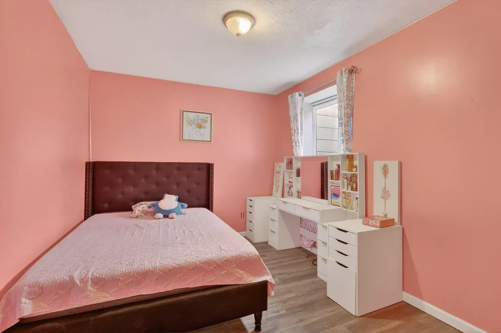 1105 Hazen Street SE Grand Rapids City MI 49507