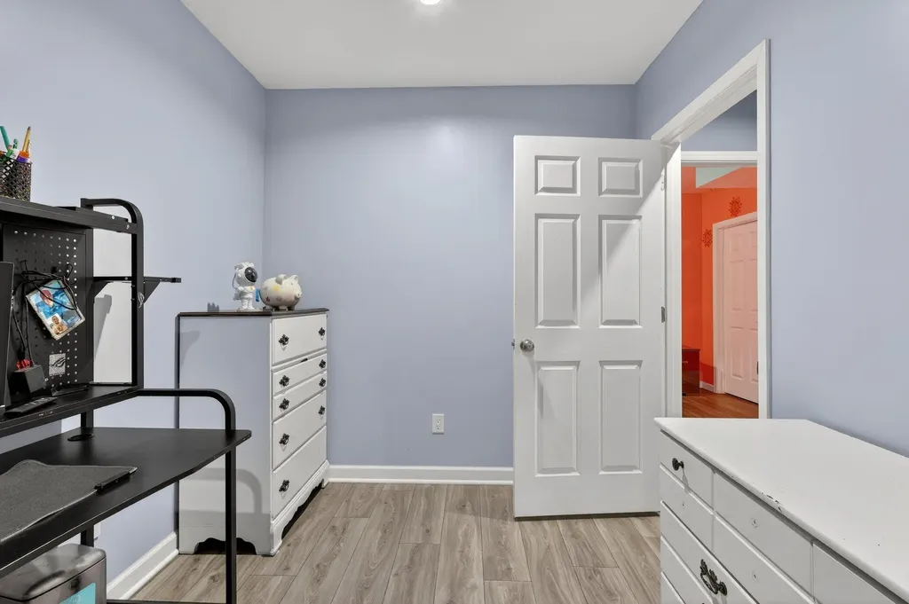1105 Hazen Street SE Grand Rapids City MI 49507