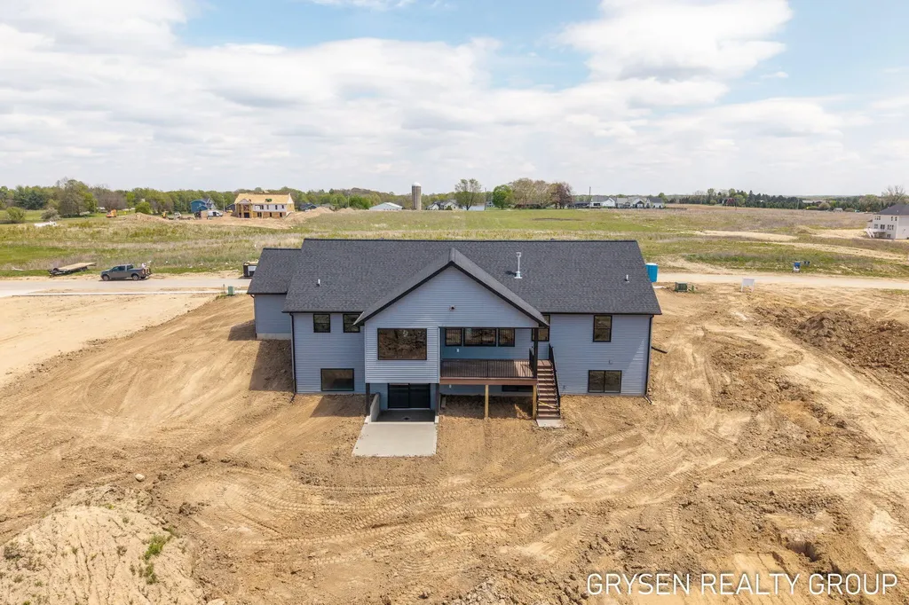8561 Bosque Drive SE Caledonia Township MI 49316