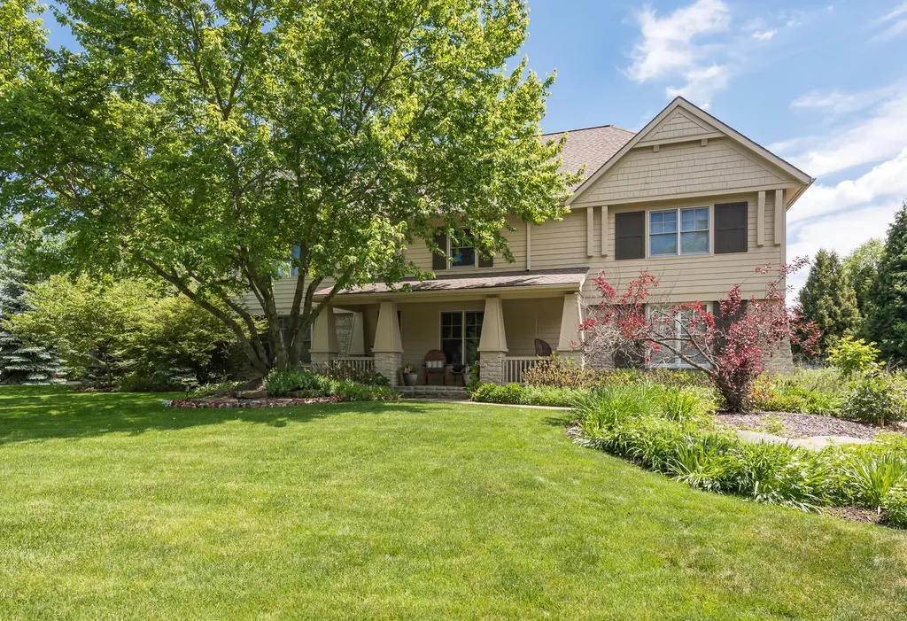 1820 Flowers Crossing Drive NE Grand Rapids Charter Township MI 49525
