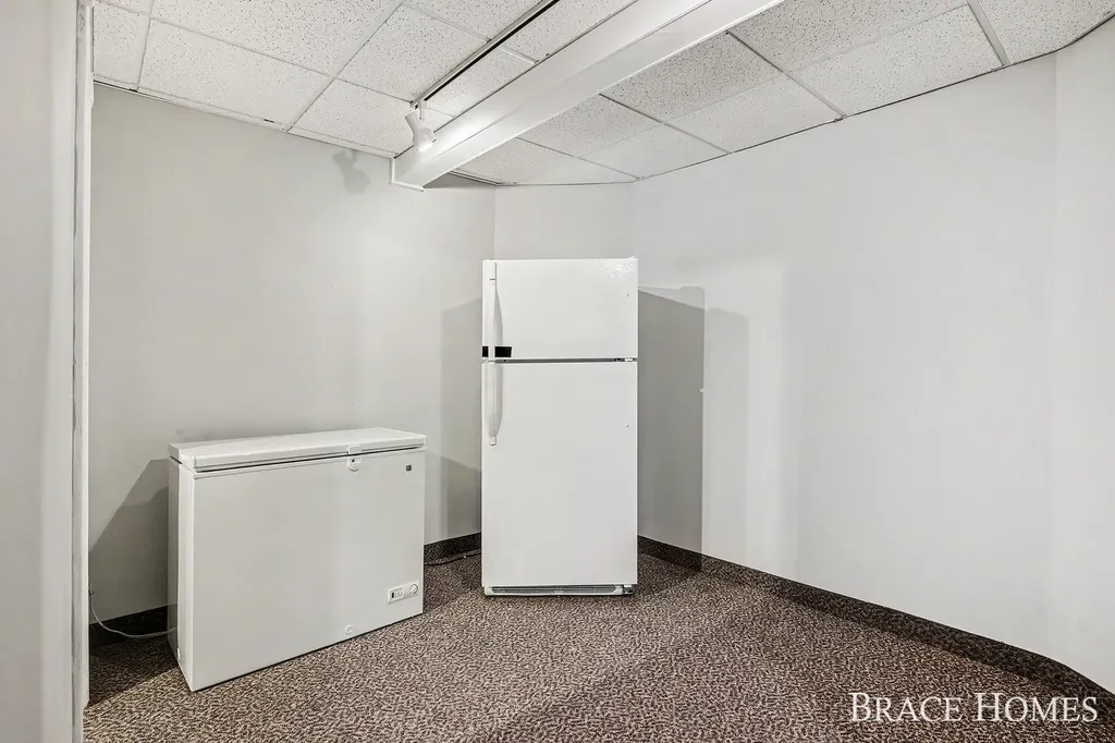 2155 Timber Valley Drive NE Grand Rapids Charter Township MI 49525