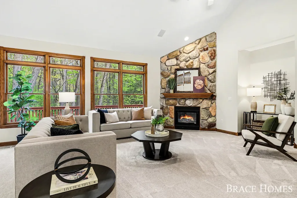 2155 Timber Valley Drive NE Grand Rapids Charter Township MI 49525