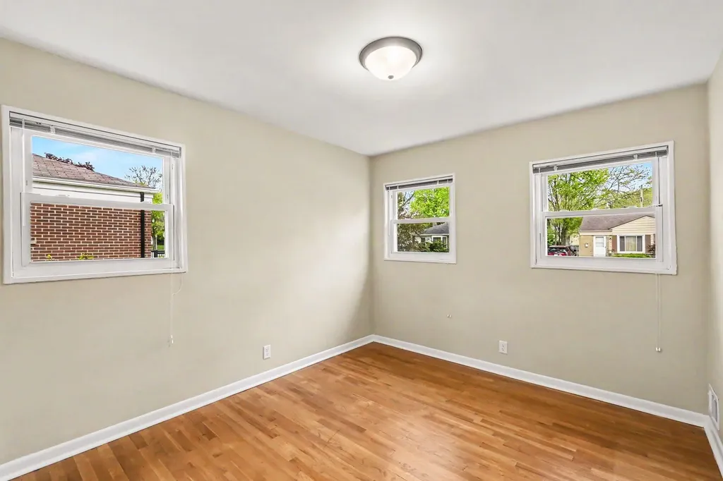 2421 Barstow Road Lansing City MI 48906