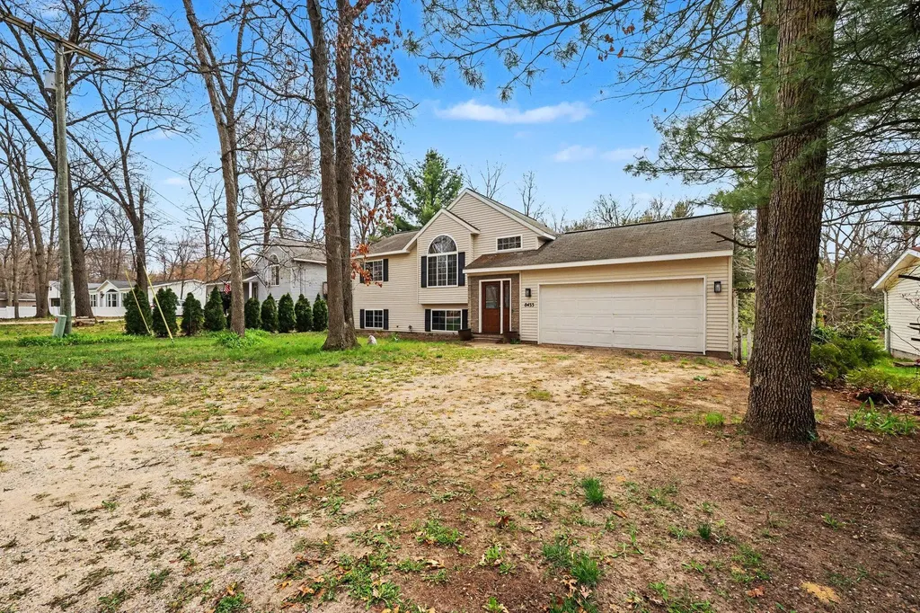 8433 Cochise Drive Winfield Township MI 49329
