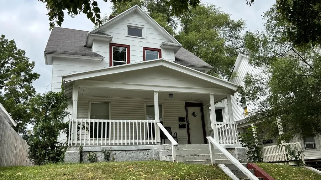1831 Francis Avenue SE Grand Rapids City MI 49507