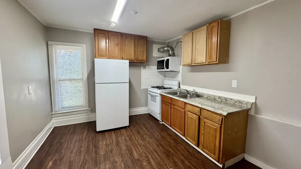23 Burton Street SW Grand Rapids City MI 49507