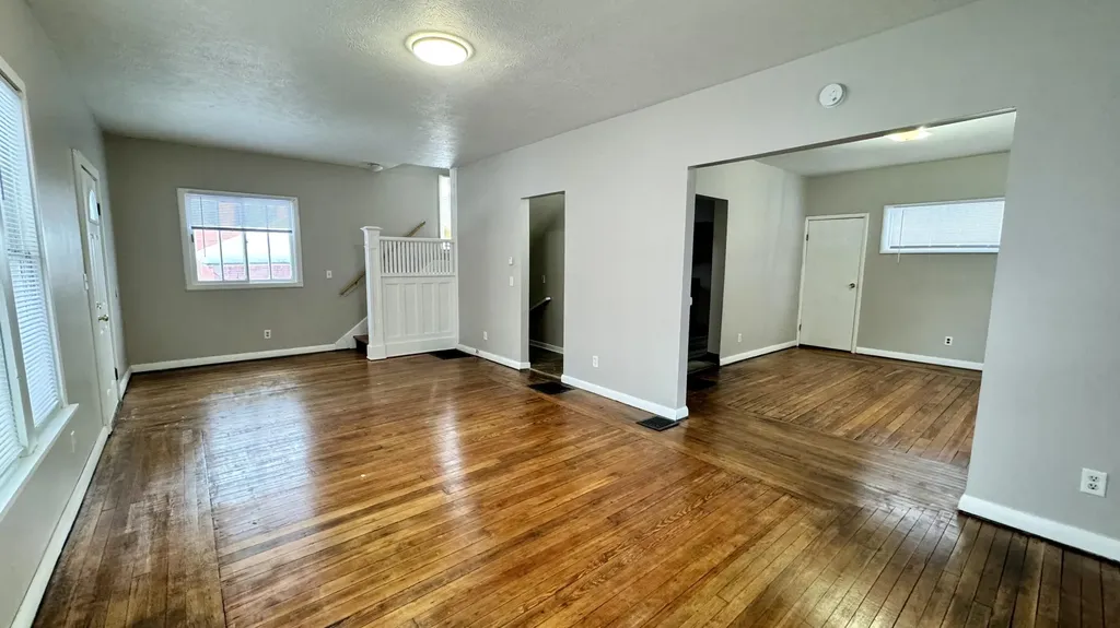 843 Prince Street SE Grand Rapids City MI 49507