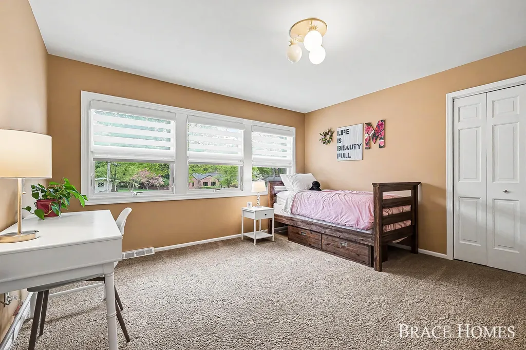 2793 Cascade Springs Drive SE Cascade Charter Township MI 49546