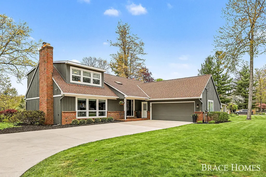 2793 Cascade Springs Drive SE Cascade Charter Township MI 49546