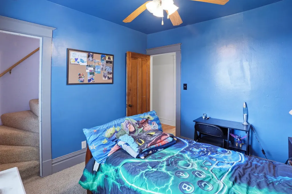 127 W Bridge Street Plainwell City MI 49080