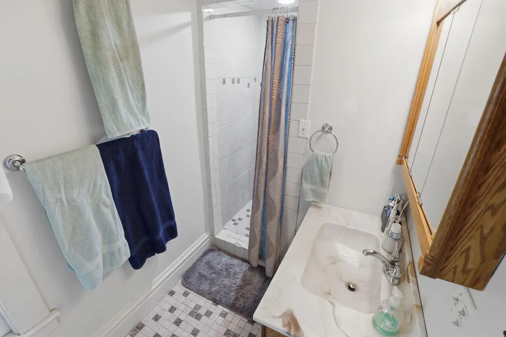 127 W Bridge Street Plainwell City MI 49080