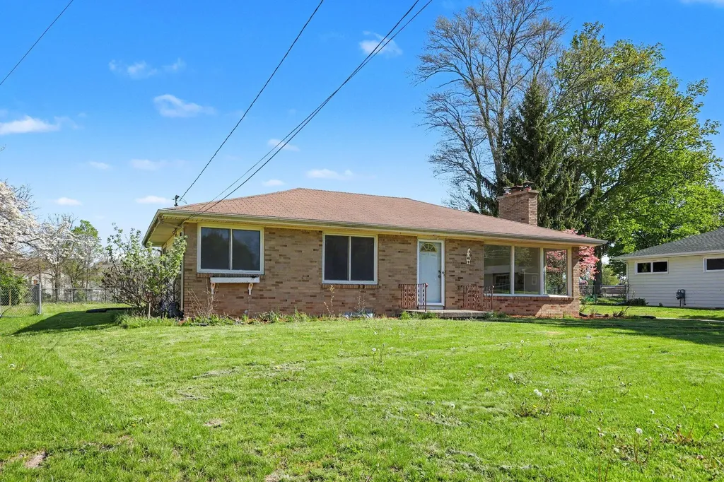 1411 Meadowlane Drive SE Kentwood City MI 49508
