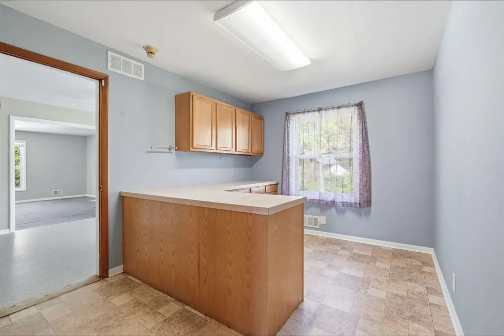 2143 Osceola Drive SE Grand Rapids City MI 49506