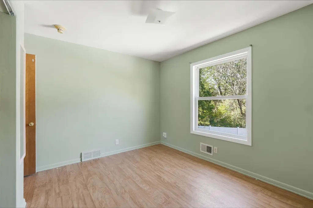 2143 Osceola Drive SE Grand Rapids City MI 49506