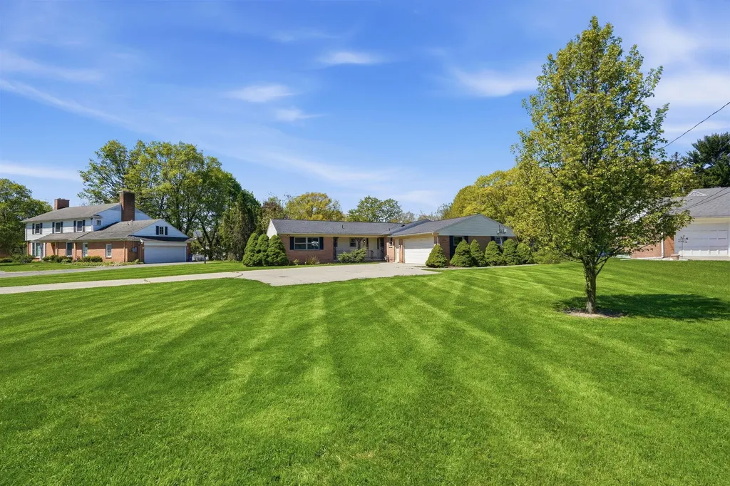 2143 Osceola Drive SE Grand Rapids City MI 49506