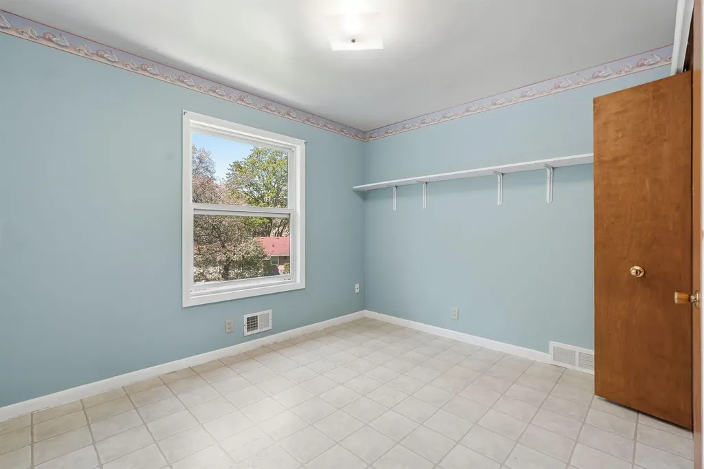 2143 Osceola Drive SE Grand Rapids City MI 49506